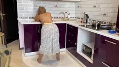 تشغيل شغف المحرمات من المحرمات من Desi MILF: تمتد مؤخرتها الناضجة مع ديك كبير