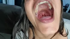 Odtwórz Latina Cam Girl Paty Bumbum pieprzy się w kamerze