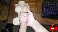 Jouer Sperimenta il gioco di ruolo perverso definitivo mentre ti domino con il mio enorme cazzo nudo, riempiendo la tua figa non protetta con il mio sperma caldo