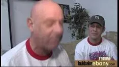 Reproduzir Árvore de ébano recebe cumstrokes do grupo 12