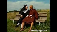 Oynat Junge geile nonne diana auf parklandrely gefickt - www.cammissy24.eu
