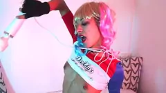 Odtwórz Pokaz seksownych wibratorów Harley Quinn Cosplay: piosenka Marilyna Mansona